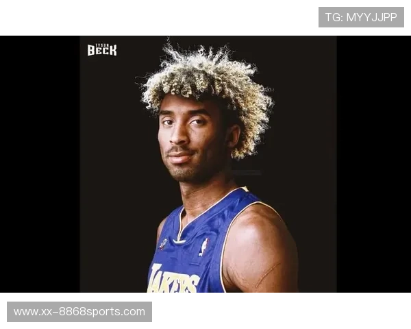 踢足球的小辫子球星们用独特发型征服赛场展现个人风采 踢足球的小辫子球星们用独特发型征服赛场展现个人风采